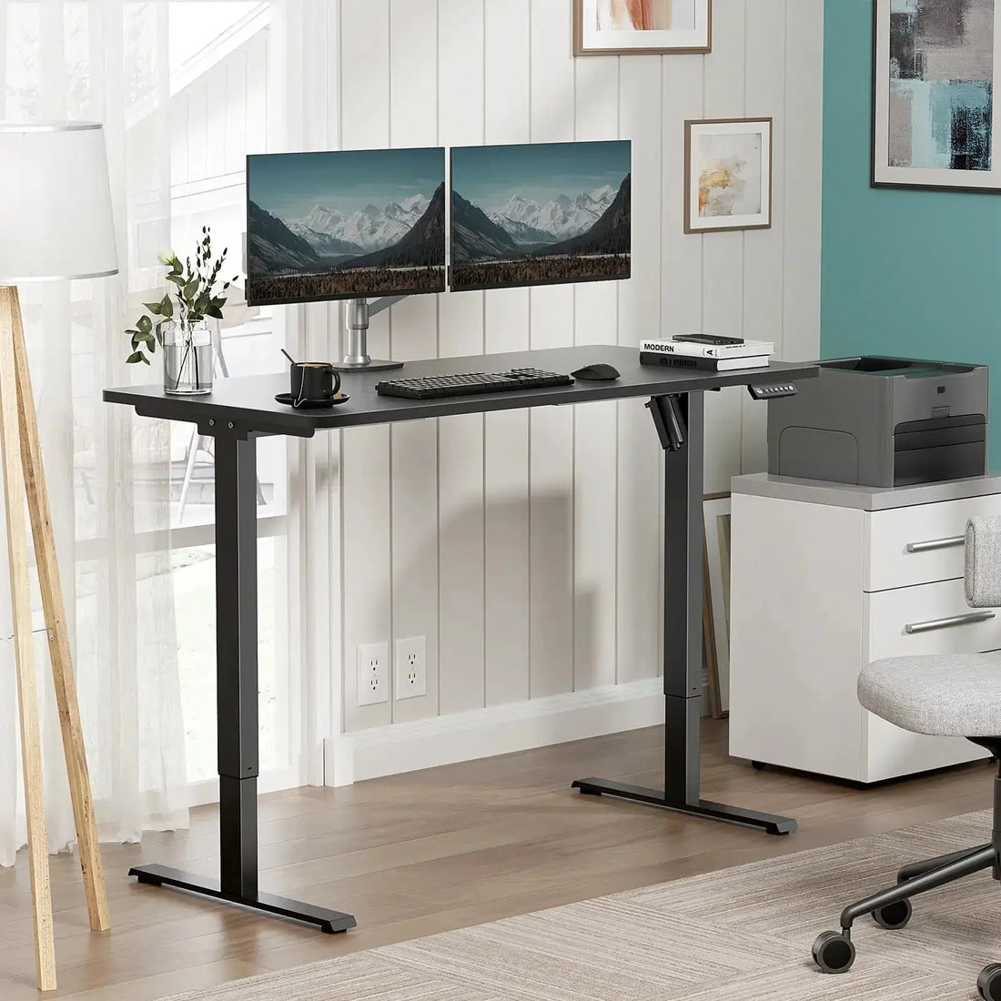 Sit-Stand-Desks-Key-to-Reducing-Back-Pain-and-Enhancing-Wellness Vvenace