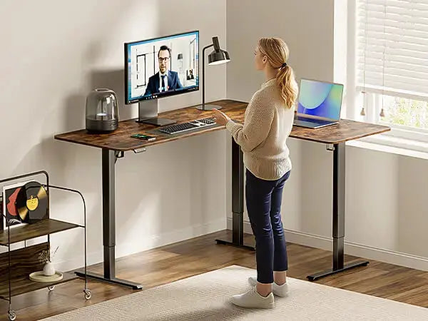 Revolutionize-Your-Workspace-A-Deep-Dive-into-the-Health-Benefits-of-a-Standing-Desk Vvenace