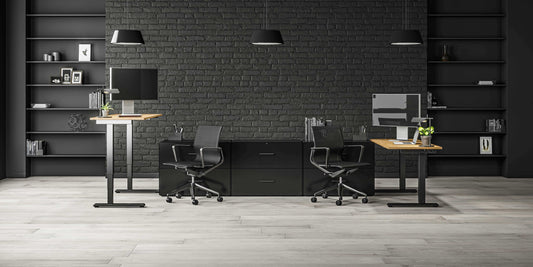How-Standing-Desks-Are-Helping-Remote-Workers-Balance-Health-and-Productivity Vvenace